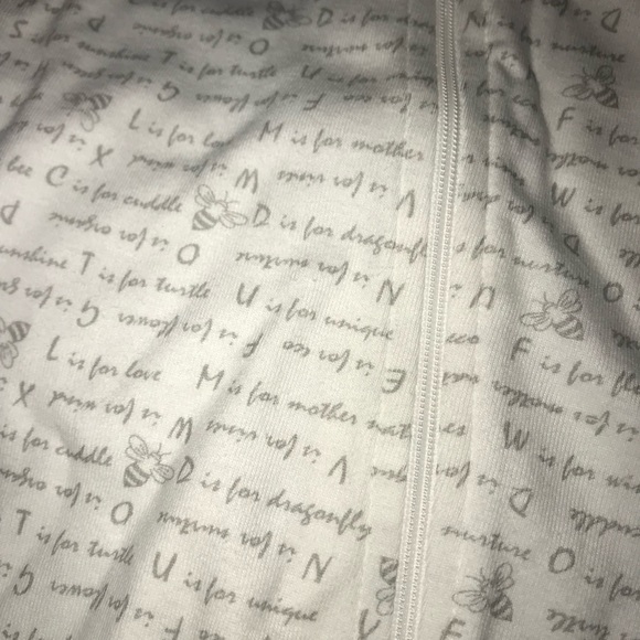 Burt’s Bees Pajama size 3-6 months NWT - Picture 2 of 2